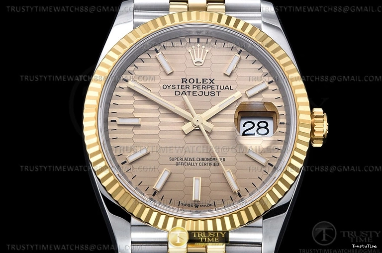 0406 RDJ0450A – DJ 36mm Jub Flt 904L YG SS P-Gold Stk VSF VS Comfortable 764